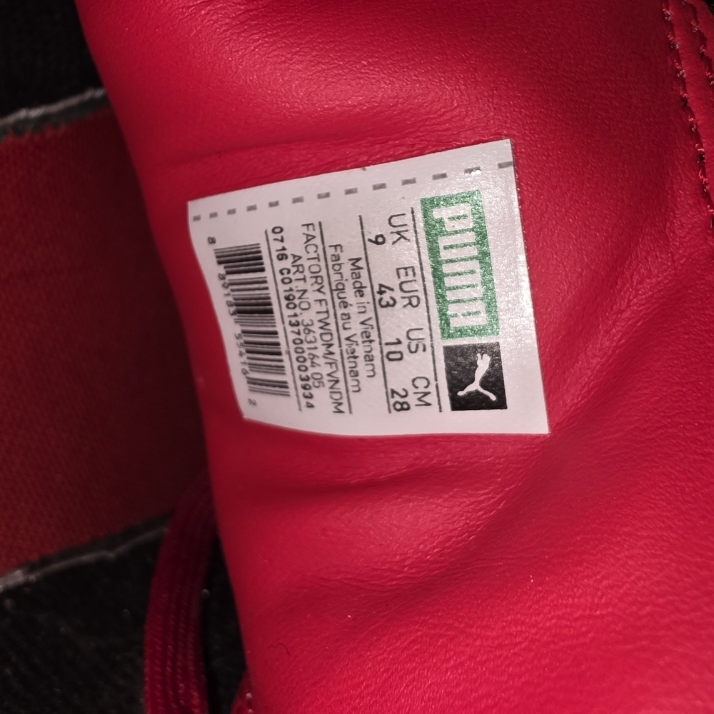 Puma Classic Red Sneakers - Picture 2 of 7